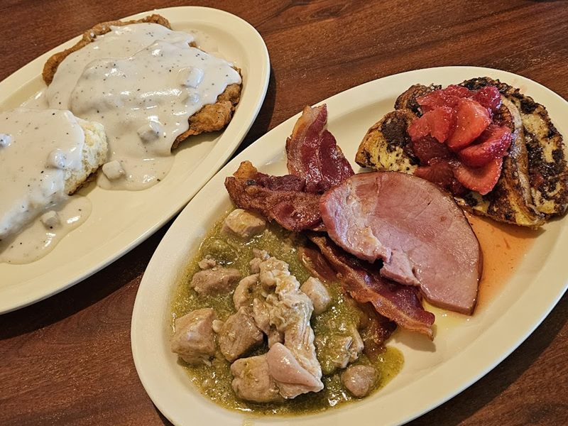 Yosemite Falls Cafe - Blackstone food